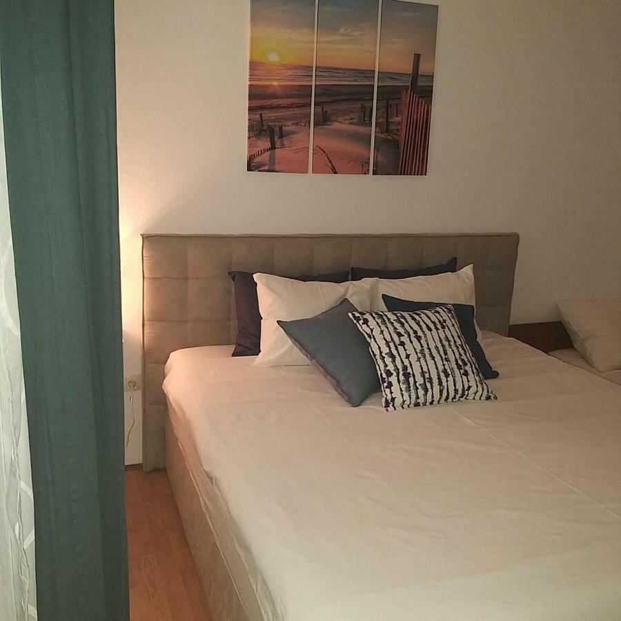 Apartment Antonija Povile Bagian luar foto